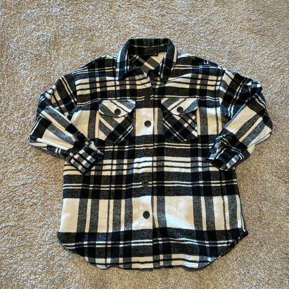 Shacket. Size M. - Picture 1 of 2
